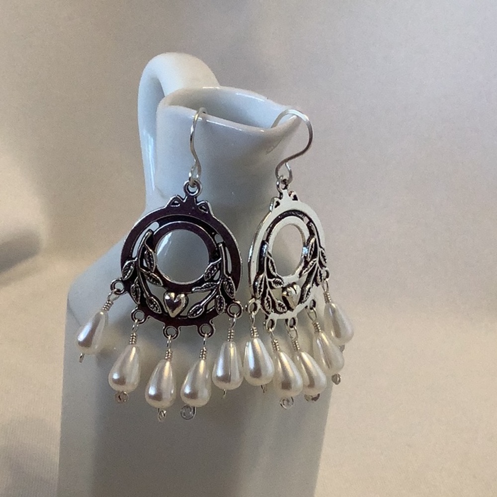 Pearl Dangle Earrings